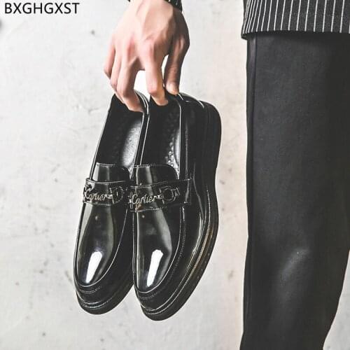 Black Casual Business Shoes Men Patent Leather Shoes for Men 2021 Fashion Men Wedding Shoes 2021 Dress Chaussure Homme Zapatos