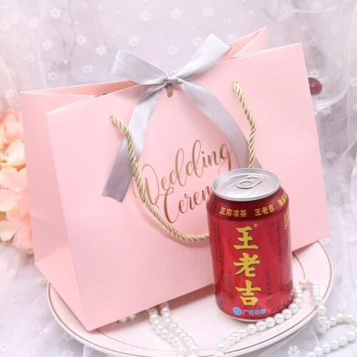 20PCS wedding ceremony Vintage Wedding Candy Box Gift Bag Kraft Paper Gift Box Chocolate Boxes Cookies Bag Womens Bag Gift Bags