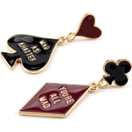 Fashion Hip Hop Exaggerated Earring Night Club Dancer Acrylic Playing Card Heart Asymmetric Drop Earrings Women Punk Jewelry