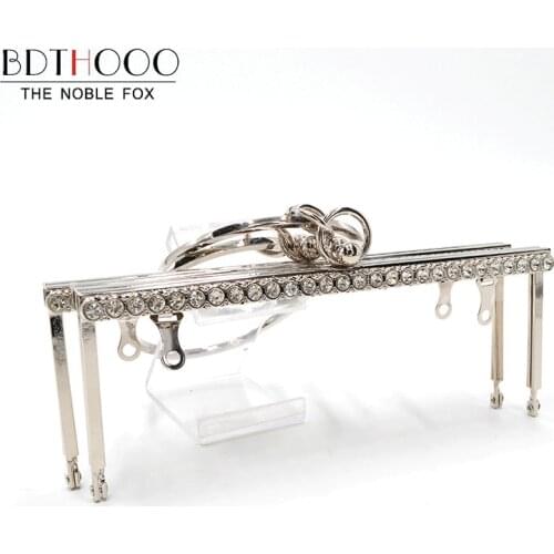 BDTHOOO 20cm Metal Purse Frame Handle Clasp Nonporous With Screw Holes Diamond Bracelet Kiss Clasp Lock Silver Tone Bag Hardware