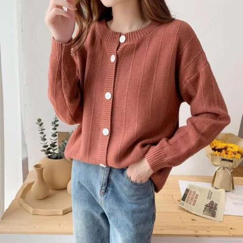 2020 new short sweater womens loose wear all-match small top round neck knitted cardigan autumn coat
