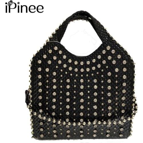 IPinee 2020 New Diamonds Women Handbag Patent Leather Fashion Rhinestone Shoulder Bag Female Large Capacity Messenger Bag
