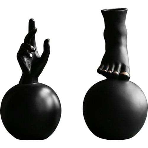 Creative blends of resin ornaments of black sphere paving accessories of decoration of furniture modern decoration of the closet