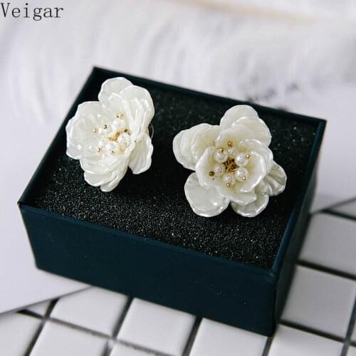 White Shell Bohemia Big Flower Stud Earrings for Women Beach Earings Fashion Jewelry 2019 Boucle D'oreille Femme orecchini