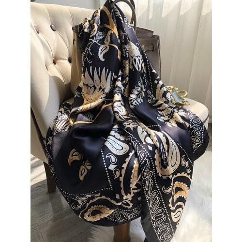 Luxury brand Autumn and winter women New style Fashion Color matching Print silk scarf lady Popular headcloth beach shawl