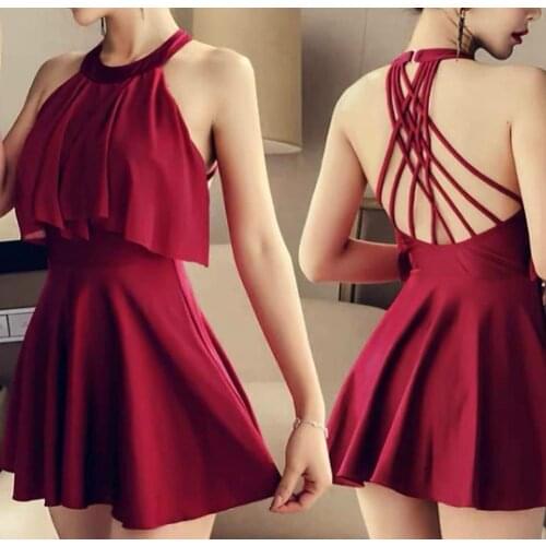 Elegant Short A-Line Burgundy Halter Homecoming Dresses Knee Length Satin Criss Cross Straps Back Graduation Dresses for Juniors