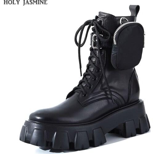 Autumn Winter Thick Bottom Martin Boots Women Belt Buckled Pocket Decor British Style Catwalk Ankle Boots Motorcycle Botas 2020