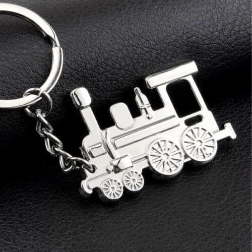 New Steampunk Train Key Chain Gadgets For Men Metal Steamer Keychains Male Bag Car Trinket Key Ring Jewelry Gift Souvenir