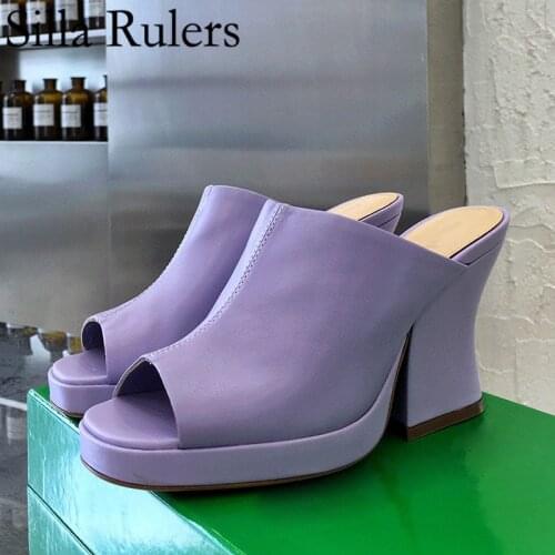 Silla Rulers Women's Clogs