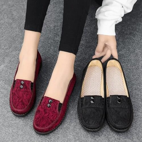 Tenis Mujer Outdoor Trainers Slip-On Lightweight Solid Color Gym Shoes For Women Tennis Shoes Ladies Flat Sneakers Black red