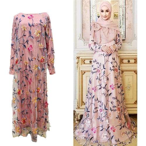 European and American fashion lace embroidery womens dress Muslim headscarf robe Turkey Dubai fresh and sweet flower dress