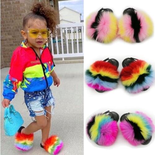 New Kids Heel Strap Fluffy Fur Shoes Sweet Girl Furry Fur Slides Vacation Beach Plush Rainbow Slippers Child Non-slip Flip Flops