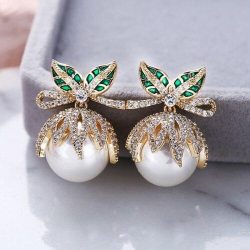 Shinning Fresh Pearl Stud Earrings For Women Wedding Handmade Earrings Gold Plating Fashion Jewelry with AAA Zirconia Wholesale