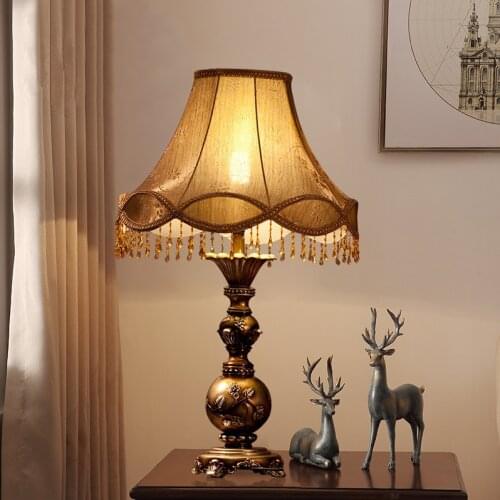 European luxurious fabric art small table lamps Romantic elegant resin E27 LED lamp for bedside&narrow table&study room ZLTD003