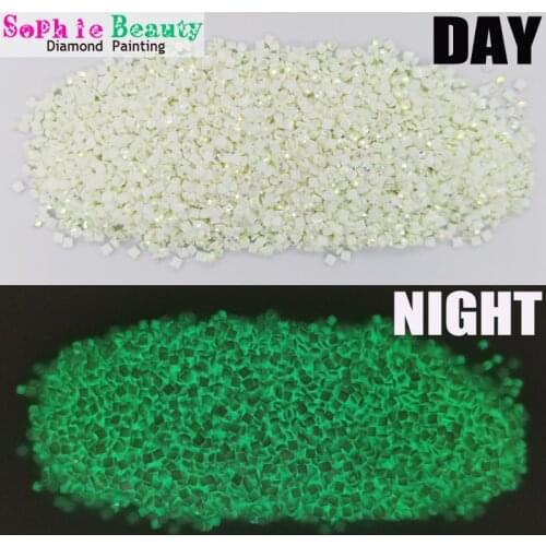 AB Glow In Dark Shiny Stones DMC 5200 Square Round AB Drill Diamond Embroidery Rhinestones Mosaic for Diamond Painting Ascher