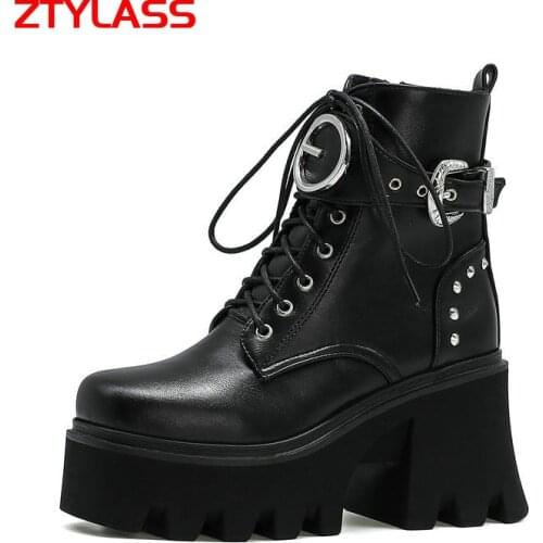 Platform Rivet Martin Boots Fashion Women Boots Buckle Thick High Heel Ankle Boots Lady Square Toe Autumn Winter Short Boots