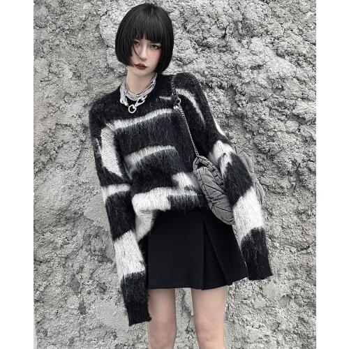 Ruibbit New Autumn Winter Gothic Punk O-Neck Long Sleeve Black Loose Pullover Top Female Sweatshirt Women Fashion