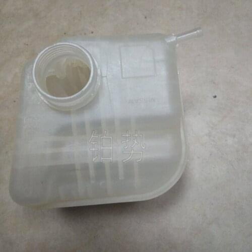 Car Radiator equipment container 2008-2010Nis sanQ ASH QAI water tank auxiliary kettle auxiliary water tank assembly-radiator