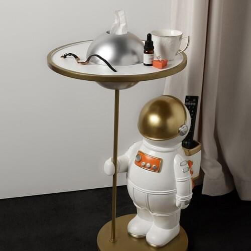Nordic Modern Home Decor Cartoon Astronaut Pallets Figurine Statue Room Living Room Decoration Large Resin Sculpture Arts Crafts