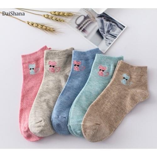 DaiShana Spring summer CAT Warm comfortable cotton bamboo fiber girl womens socks low female invisible color girls boat socks