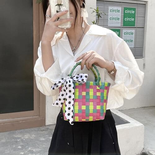 Handmade Fashion Womens Handbag Plaid Pattern Silk Scarf Bowknot Female Bag Mini Summer Straw Beach Bag Designer Shopper Basket