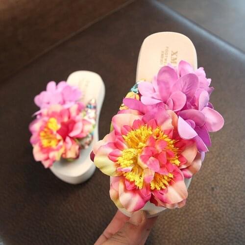 2021 toddler Children slippers girls summer wear cute flowers beach shoes sandals and slippers non-slip infant flip flop
