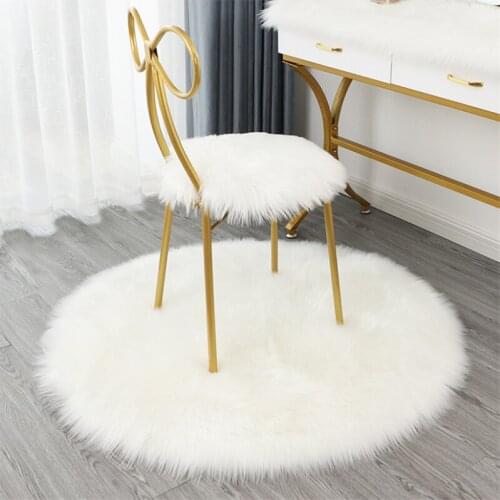 Faux Fur Carpet Bedroom Cushion Round Rug Plush Blanket Warm And Comfortable Cushion Is Soft Diameter 30CM