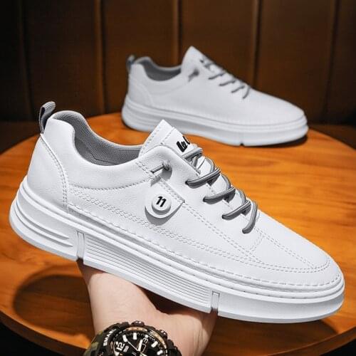 Mens Shoes 2021 New Spring Trend White Shoes Student Low-Top Trendy Shoes Mens Sports and Leisure Skateboard Shoes Men