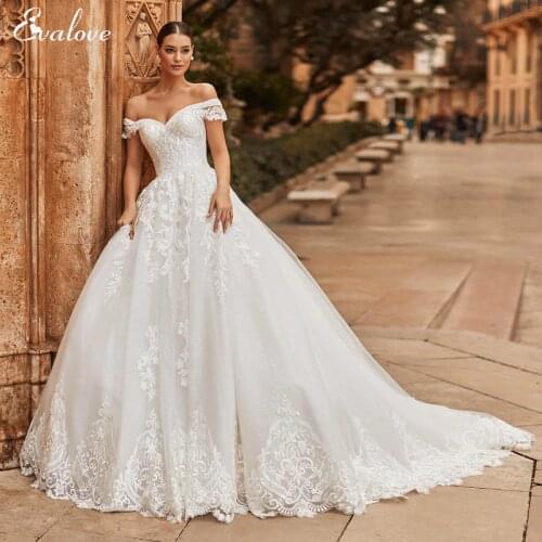 EVALOVE Sexy Sweetheart Neck Lace Up Bride A-Line Wedding Dress 2021 Gorgeous Appliques Court Train Custom Princess Bridal Gown