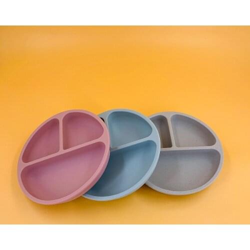 One-Piece Divided Childrens Training Plate Smiley Face Non-Slip Silicone Tableware Babies' Sucking Bowl Dishes