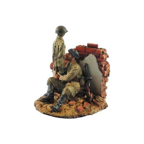 1/35 Scale Resin Figure Soviet army and bait