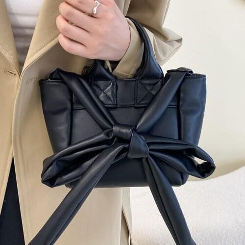 Small Square Womens Bag Luxury Soft Leather Crossbody Bags Female Bow-knot Designer Handbags Trending Simple Shoulder Bags Sac