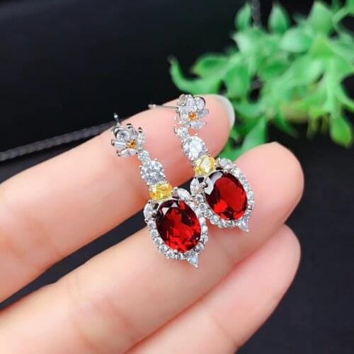 WEAINY Real Natural Garnet Earrings S925 Sterling Silver Crimson Jewel Earrings Exquisite Flower Shape Gives Female Gifts