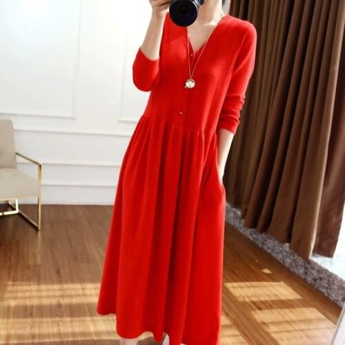 BELIARST 2019 autumn and winter new V-neck cashmere dress female temperament long paragraph over the knee big dress long