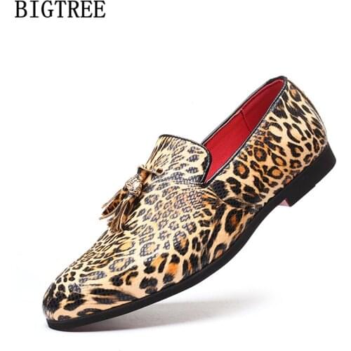 Designer Men Shoes Leather Loafers Men Dress Shoes Leopard Coiffeur Italian Men Casual Shoes Zapatos De Hombre De Vestir Formal