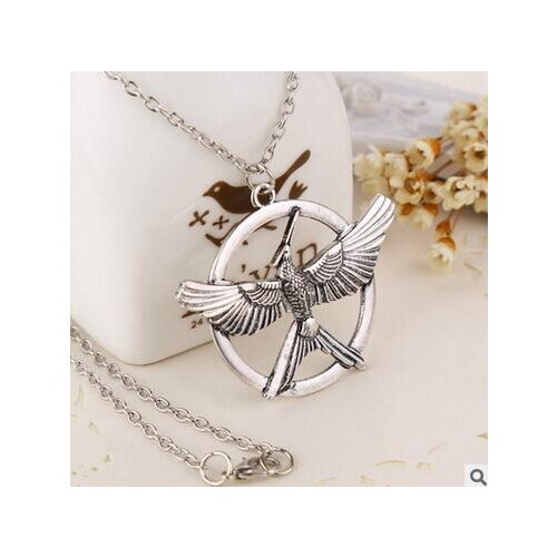 The Hunger Games 3 Necklace 2016 Popular Vintage Style Birds Charm Golden Snitch Pendent Necklace
