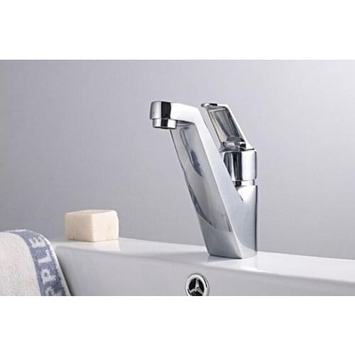 Bathroom wash basin faucet chrome, Brass antique basin faucet hot and cold, Single hole toilet sink basin faucet mixer water tap