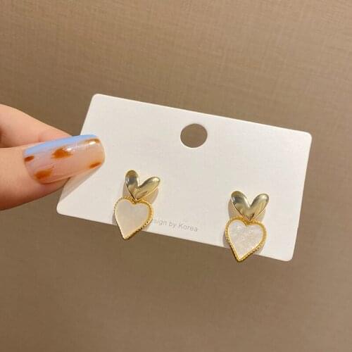 Origin Summer Temperament White Color Enamel Love Heart Pendant Earrings for Women Alloy Irregular Heart Earrings Accessories