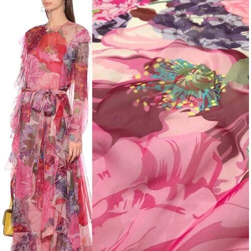 145X100cm Fashion Week Hydrangea Rose Big Flower Pink Chiffon Fabric for Woman Girl Summer Long Beach Dress DIY Sewing