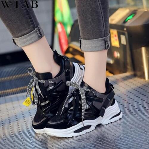 2019 Sneakers Women Spell Color Platform trainer Shoes Breathable Walking Riband Shoe Laces Casual Loves Shoes Black Shoes