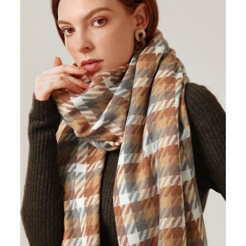 Scarf Female Autumn Winter Warm 2021 New Plaid Scarves Of Preppy Street Wind Sell Like Hot Cakes women scarf women