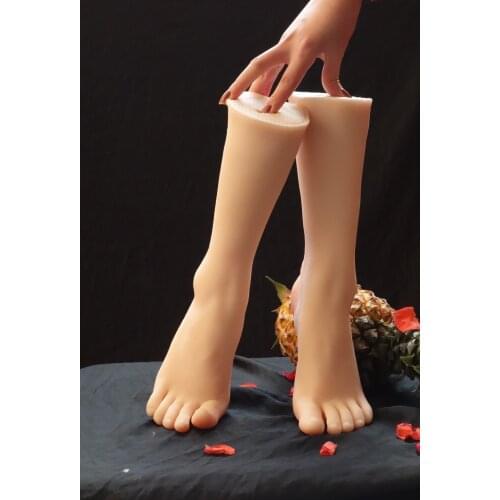 T37 Realistic One Pair Silicone Mannequin Dummy Foot Beauty Foot Model,Free Nail Stickers