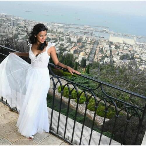 Wedding Dress A-Line Tank V-Neck Sleeveless Backless Lace Appliques Sequined Tulle Floor Length Elegant Bride Gown Custom Made