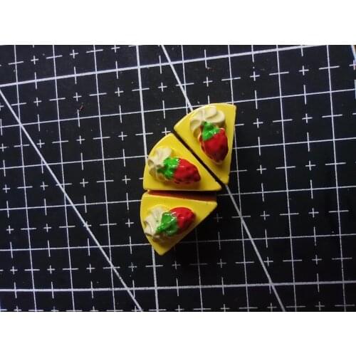 1pcs/lot resin yellow strawberry cake 15mm Cabochons Scrapbooking Hair Bow Center Card Frame Making Craft DIY