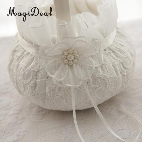 Wedding Party Supplies Elegant Ribbon Lace Flower Bridal Flower Girl Basket Satin Pearls Decoration Petal Confetti Basket