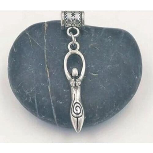 30 pcs Tibetan Silver Fertility Goddess Mother Earth Lovely Diver Beads European Charms Pendant For Bracelet Jewelry Findings