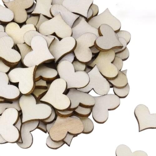 50PCS 17MM Wooden Love Heart Shaped Slices Blankd Name Tags Unfinished Wood Cutout Labels Art Craft for Wedding Party