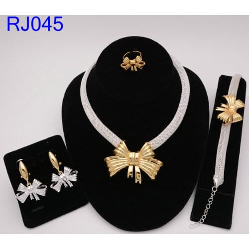 High Quality Crystal Wedding Necklace Earring Ring Blacelet 4 Set Gold Color Pendant Jewlery Set Gift Wholesale Jewelry