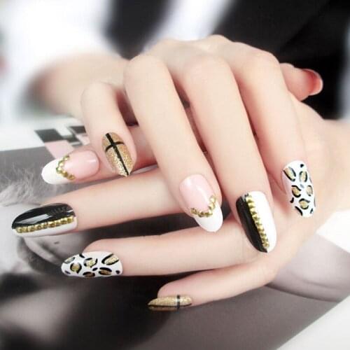 DIY Girls Charm False Nails Women Fashion 3D Metal Patch Nail Art Design With Glue Ladies Sexy Night Party Leopard Fake Nails