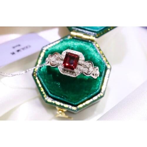 LR423 Solid 18K Gold Nature Red Ruby Gemstones 0.61ct Rings for Women Fine Jewelry Presents the Six-word Admonition